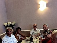 Repas d'été à Aubusson; Déjeuner au "Petit Vattel" à Moutier-Rozeille     26/08/2017 12:57 Raymond Tourenne © Les Amis de la Creuse - Les Creusois de Paris        20170826 125750 RT IMG 1852