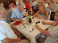 Repas d'été à Aubusson; Déjeuner au "Petit Vattel" à Moutier-Rozeille    Samsung S7E 26/08/2017 14:06 Gérard Gadaud © Les Amis de la Creuse - Les Creusois de Paris        20170826 140603 GG