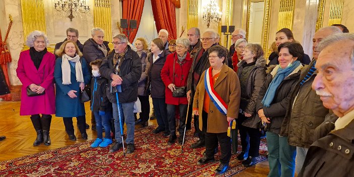 20230228_093442_Visite_Assemblee_Nationale_SG Visite guidée de l'Assemblée Nationale La galeire des fêtes Mme Catherine Couturier députée La France insoumise - Nouvelle Union Populaire écologique et...