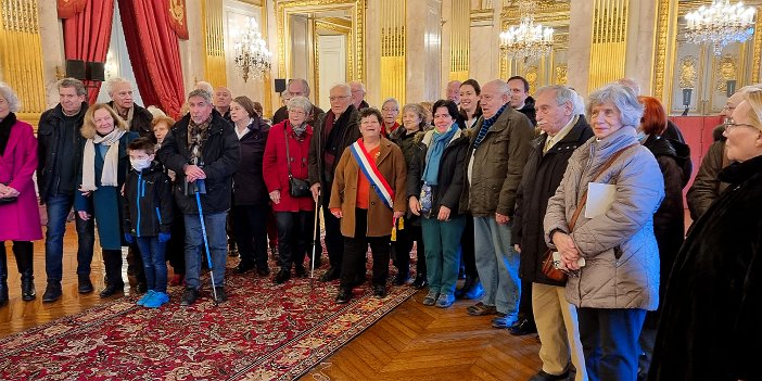 20230228_093511_Visite_Assemblee_Nationale_GG Visite guidée de l'Assemblée Nationale La galeire des fêtes Mme Catherine Couturier députée La France insoumise - Nouvelle Union Populaire écologique et...