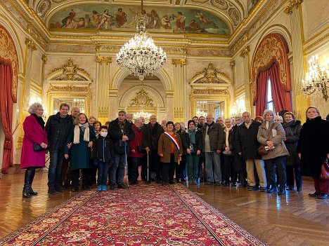 20230228_093511_photo_6048675067015051852_y Visite guidée de l'Assemblée Nationale La galeire des fêtes Mme Catherine Couturier députée La France insoumise - Nouvelle Union Populaire écologique et...