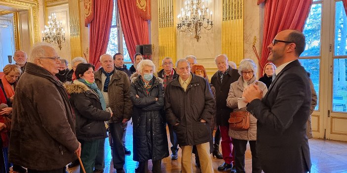 20230228_093749_Visite_Assemblee_Nationale_GG Visite guidée de l'Assemblée Nationale La galeire des fêtes, avec notre guide Samsung SM-G998B 28/02/2023 09:37 Gérard Gadaud © GG - Les amis de la Creuse, Les...